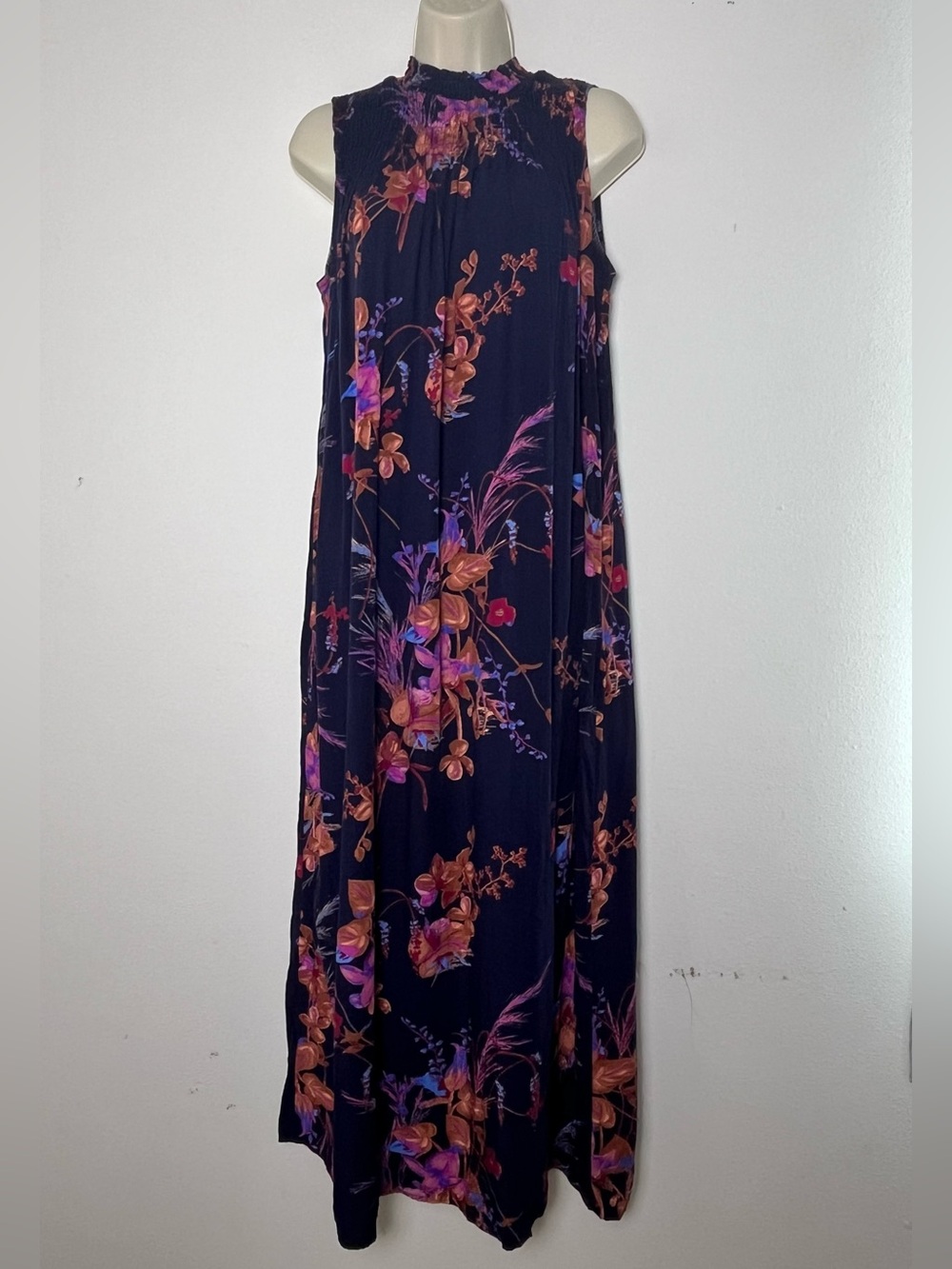 New Day Sleeveless Smocked Neck Navy Floral Maxi Garden Party Resort Dress Sz S